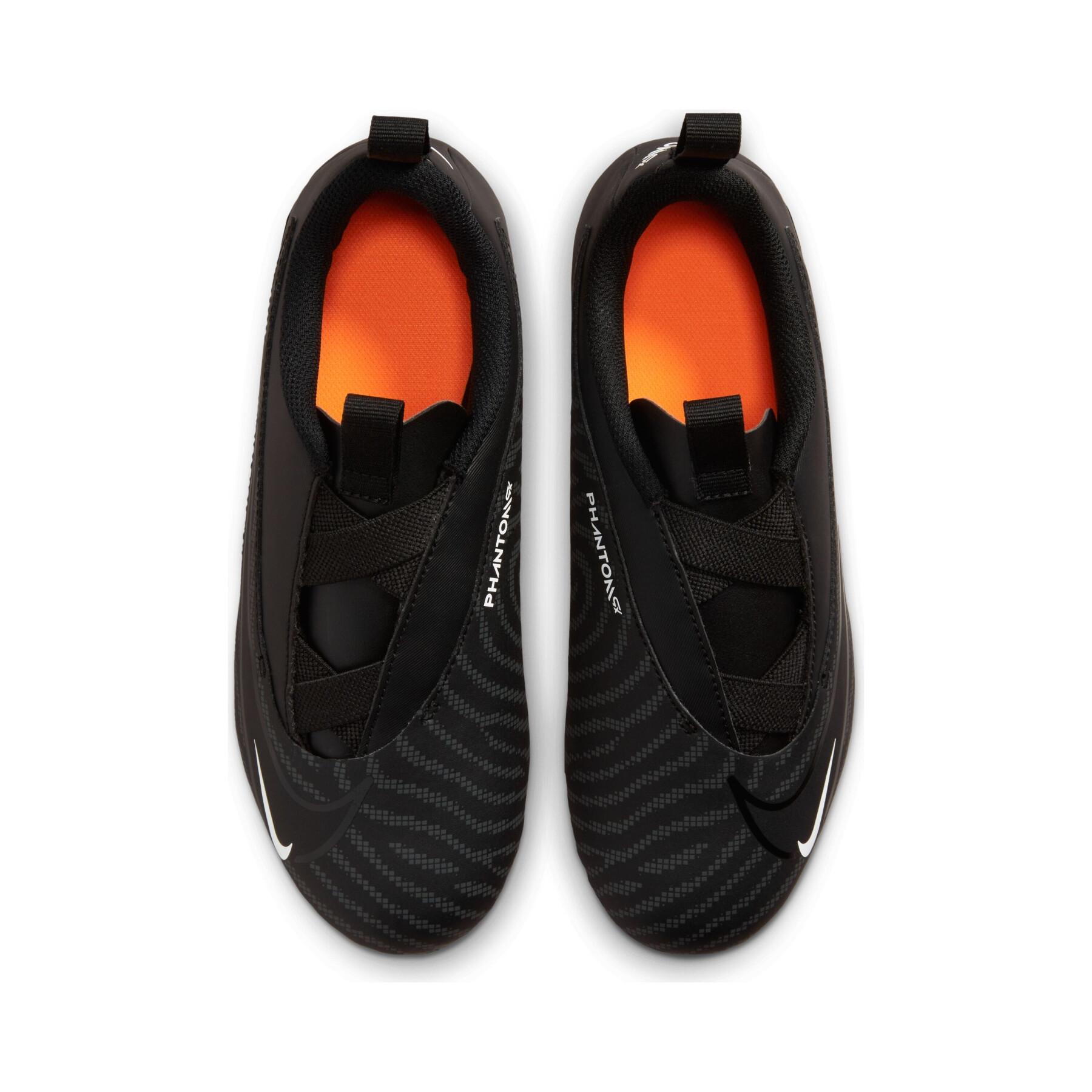 Sapatos de futebol para crianças Nike Phantom GX Academy MG - Black Pack